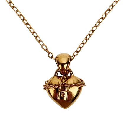 louis vuitton love necklace.